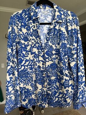 Lilly Pulitzer Blue and White Floral Button-Down Blouse